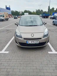 Renault Scenic 2011