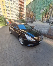 Hyundai Sonata 2011