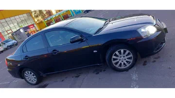 Mitsubishi Galant 2009