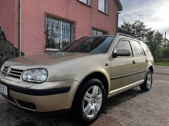 Volkswagen Golf 2001