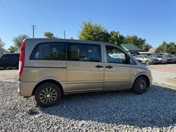 Mercedes-Benz Vito 2012