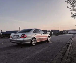 Mercedes-Benz E-Класс 2004
