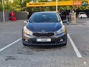 Kia Ceed 2012