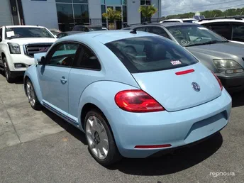 Volkswagen Beetle 2014