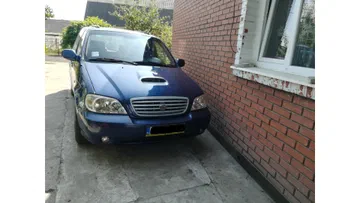 Kia Carnival 2002