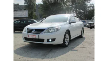Renault Latitude 2011