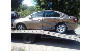 Geely Emgrand EC7 2013