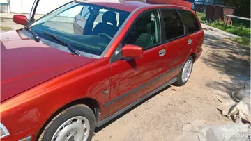 Volvo V40 1998