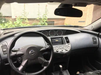 Nissan Primera 2003