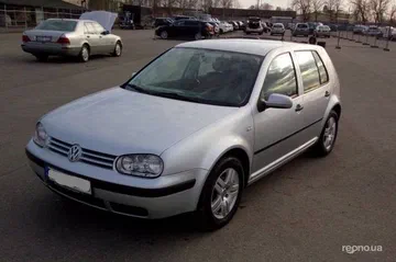 Volkswagen Golf 2002