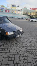 Volvo 440 1990