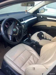 Skoda Superb 2011