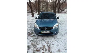 Renault Sandero 2010