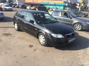 Mazda 323 2002