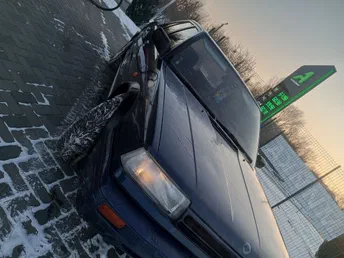 Nissan Bluebird 1989