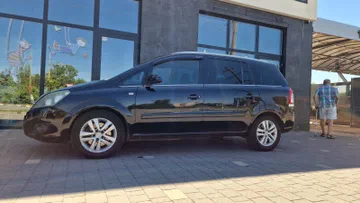 Opel Zafira 2009