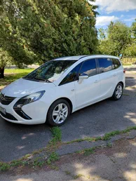 Opel Zafira 2015
