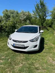 Hyundai Elantra 2013