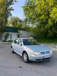 Volkswagen Golf 2000