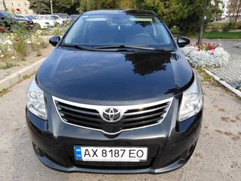 Toyota Avensis 2010