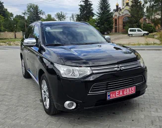 Mitsubishi Outlander 2014
