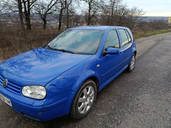 Volkswagen Golf 2003