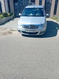 Renault Logan 2012