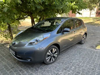 Nissan Leaf 2014
