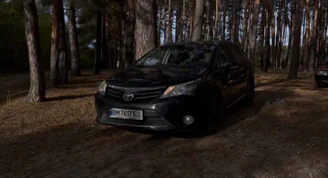Toyota Avensis 2012