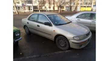 Mazda 323 1997