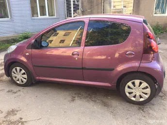 Peugeot 107 2012