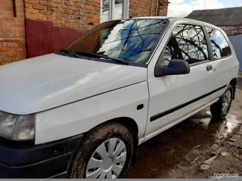 Renault Clio 1993