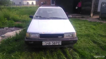 Mazda 323 1986