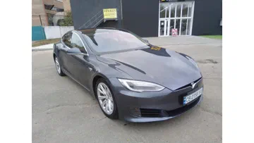 Tesla Model S 2017