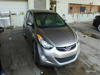 Hyundai Elantra 2013