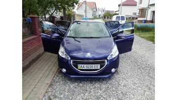 Peugeot 208 2014