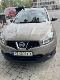 Nissan Qashqai+2 2010