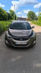 Hyundai Elantra 2012