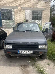 Nissan Terrano 1989