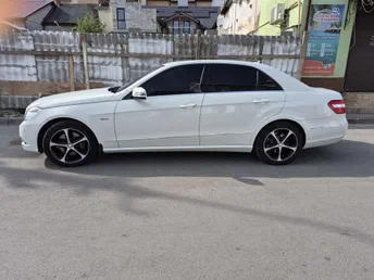 Mercedes-Benz E-Класс 2012