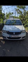 Renault Logan 2011