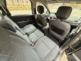 Renault Scenic 2010