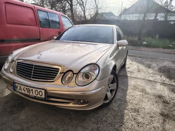 Mercedes-Benz E-Класс 2004