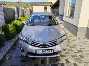 Toyota Corolla 2015