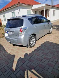 Toyota Verso 2012