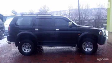 Mitsubishi Pajero Sport 2002