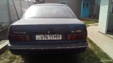 Ford Taurus 1993