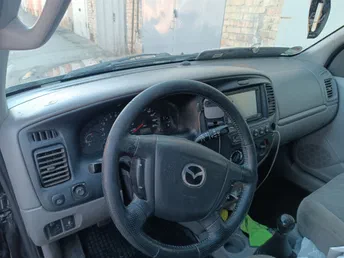 Mazda Tribute 2001