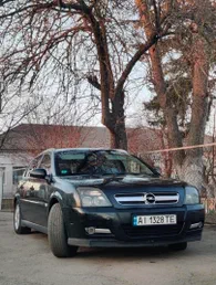 Opel Signum 2005