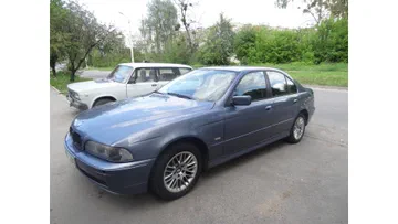BMW 5 серии 2001